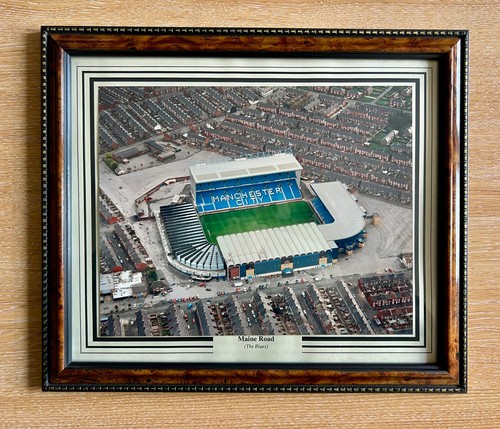 Manchester city maine road - manchester,