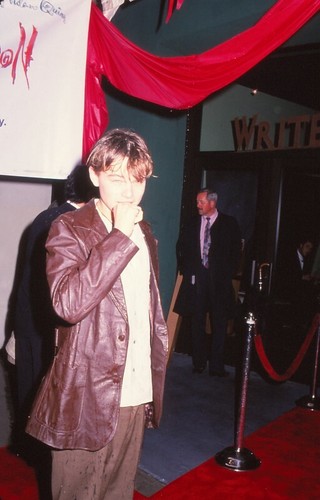 Dia leonardo dicaprio - leonardo,